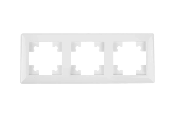 Рамка 3-местная белая Катрин Stekker